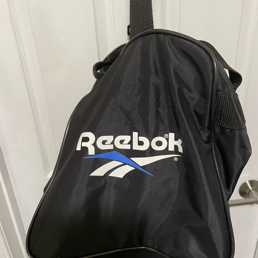 Small Reebok gym bag - Picture 3 of 3